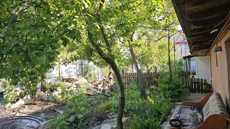 Popesti Leordeni, casa demolabila/ renovabila 3 camere, singur curte 203 mp